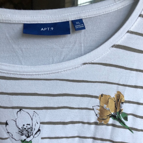 Apt.9 Stripes T Shirt Size XL - Picture 3 of 5